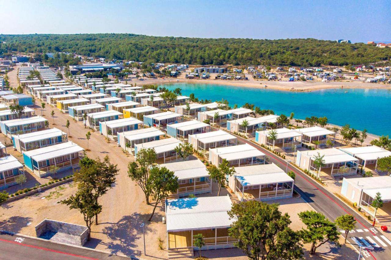 Mobile Homes Camping Omisalj Omišalj Exterior foto